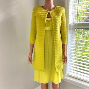DONNA MORGAN Silk dress Sz 8 yellow